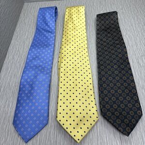 Lot of 3 Men's Silk Ties Hart Schaffner Marx Michelsons Navy Yellow Blue Pattern